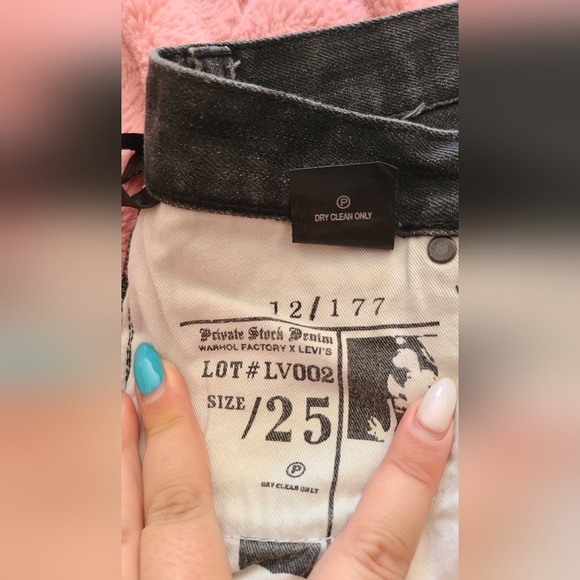 Rare levi jeans - Picture 2 of 4